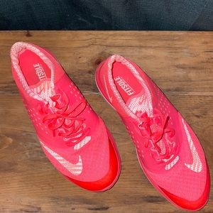 Nike hot pink tennis shoes, lightly worn, so fun!